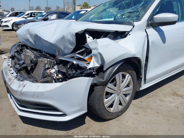 3VW2B7AJXHM233621 Volkswagen 1.4 tsi