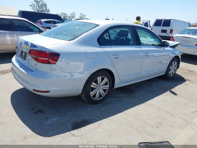 3VW2B7AJXHM233621 Volkswagen 1.4 tsi