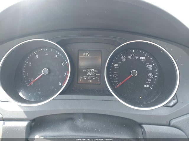 3VW2B7AJXHM233621 Volkswagen 1.4 tsi