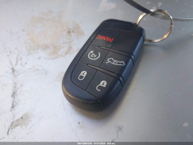 1C3CCCAB7FN562340 Chrysler 200 Limited