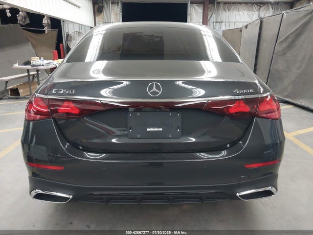 W1KLF4HB6SA171380 Mercedes-Benz m254