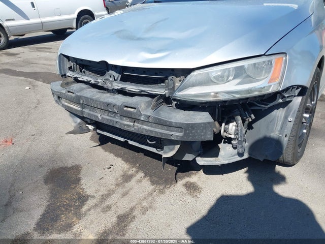 3VWD17AJ6EM239990 Volkswagen 2014