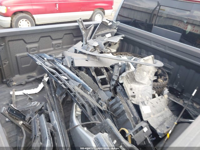 3GTUUEEL0SG177989 GMC l87