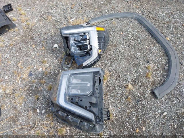 3GTUUEEL0SG177989 GMC l87