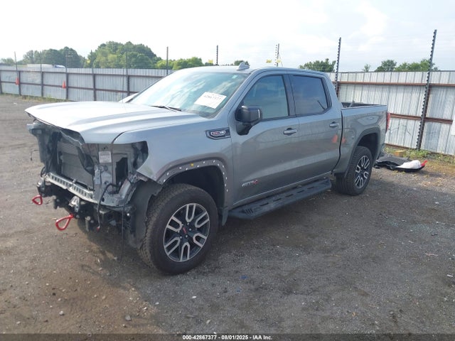 3GTUUEEL0SG177989 GMC l87