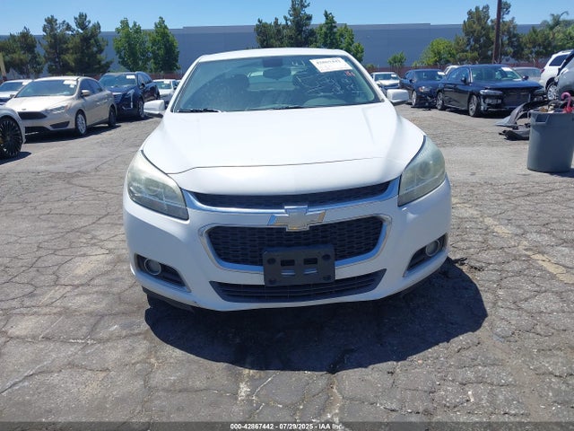 Chevrolet lkw 2015 1G11D5SL4FF140452 Image 6