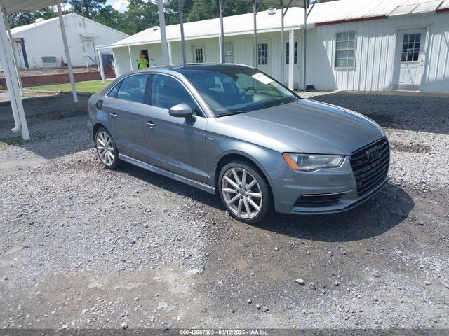 2016 AUDI A3 WAUJ8GFF4G1016530 Photo 0