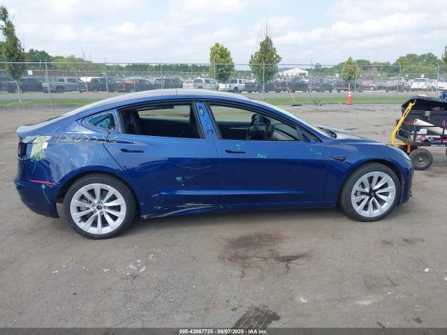 5YJ3E1EB9NF247315 Tesla MODEL 3