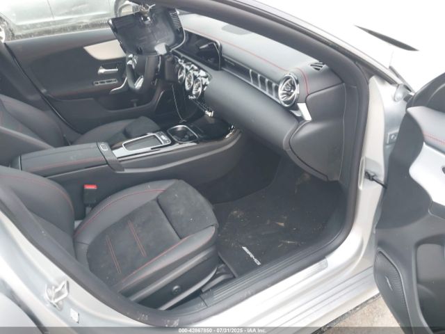 2025 MERCEDES-BENZ AMG CLA 35 W1K5J5BB3SN532885 Photo 4