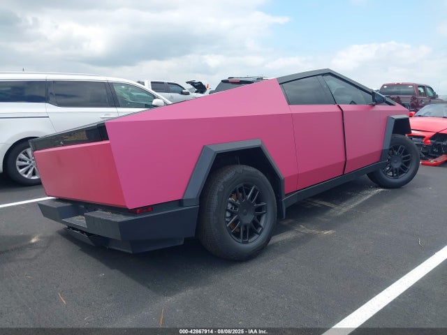 2024 TESLA CYBERTRUCK 7G2CEHEE7RA032521 Photo 3