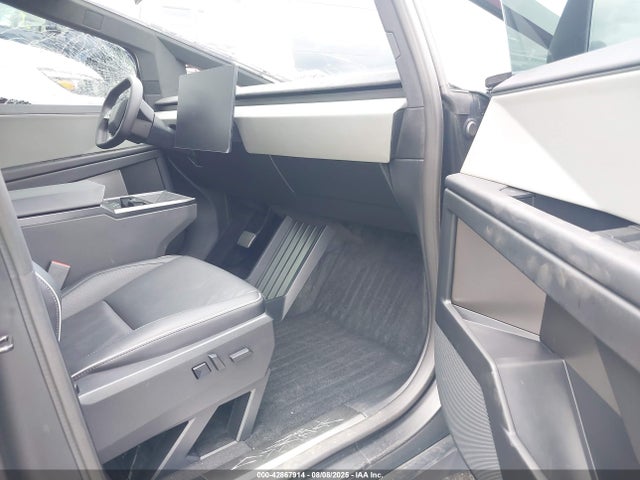 2024 TESLA CYBERTRUCK 7G2CEHEE7RA032521 Photo 4