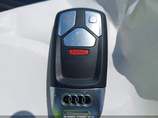 2017 AUDI A4 WAUDNAF40HN051271 Photo 10