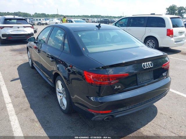 2017 AUDI A4 WAUDNAF40HN051271 Photo 2