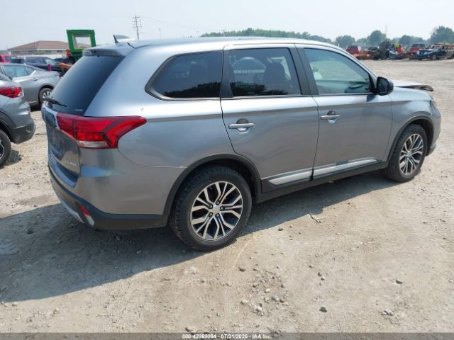 2017 MITSUBISHI OUTLANDER JA4AZ2A34HZ022762 Photo 3