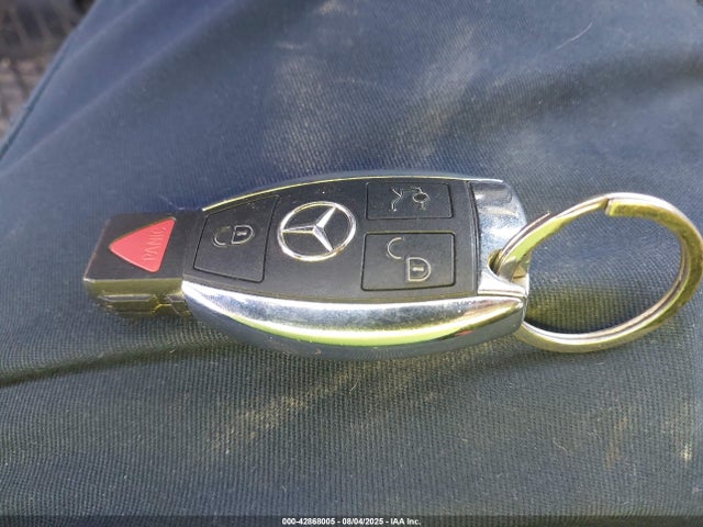 WDDWF4KB2HR259410 Mercedes-Benz C 300 4matic/luxury 4matic/sport 4matic