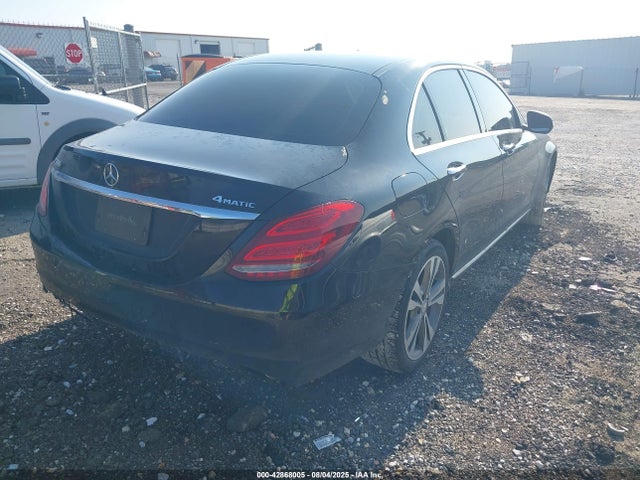 WDDWF4KB2HR259410 Mercedes-Benz C 300 4matic/luxury 4matic/sport 4matic