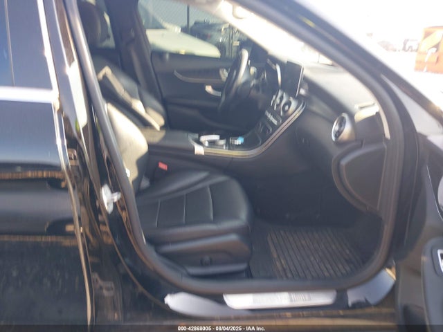 WDDWF4KB2HR259410 Mercedes-Benz C 300 4matic/luxury 4matic/sport 4matic