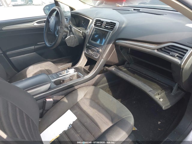 42868145 :رقم المزاد ، 3FA6P0HD4JR164274 vin ، 2018 Ford Fusion Se مزاد بيع