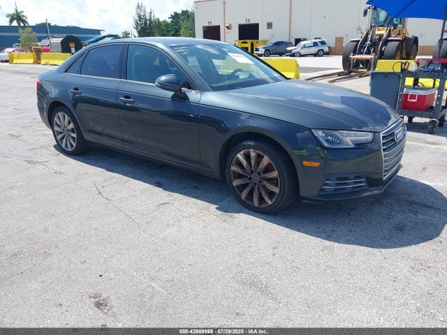 2017 AUDI A4 WAUGMAF4XHN045803 Photo 0