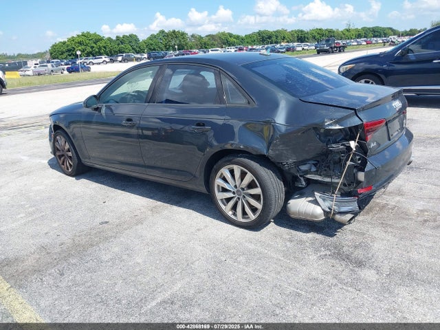 2017 AUDI A4 WAUGMAF4XHN045803 Photo 2