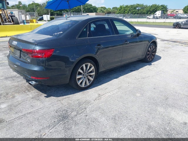 2017 AUDI A4 WAUGMAF4XHN045803 Photo 3