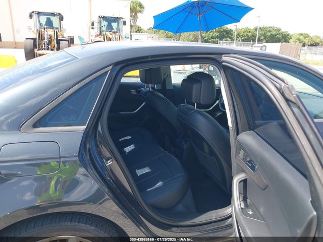 2017 AUDI A4 WAUGMAF4XHN045803 Photo 7