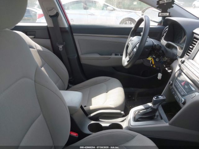 2017 HYUNDAI ELANTRA 5NPD84LF2HH174068 Photo 4