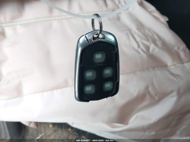 2017 CADILLAC XT5 1GYKNBRS7HZ312604 Photo 10