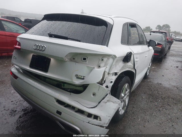 2018 AUDI Q5 WA1ANAFY6J2072572 Photo 3