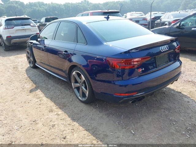 2019 AUDI S4 WAUB4AF42KA068288 Photo 2