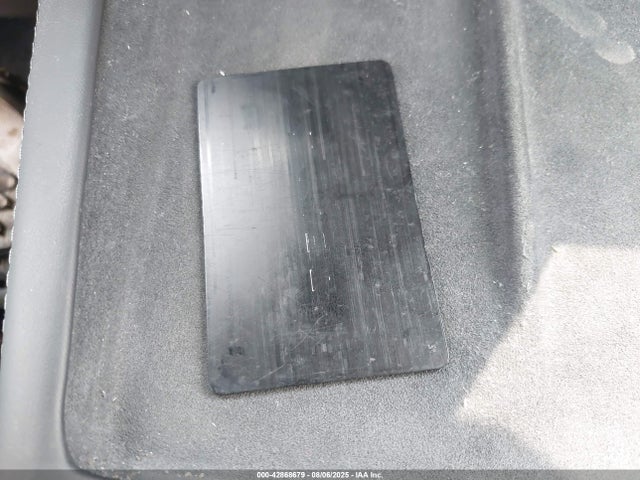 2024 TESLA MODEL 3 5YJ3E1EB4RF806601 Photo 10