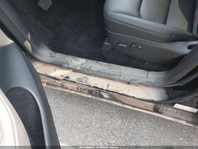 2023 TESLA MODEL Y 7SAYGDEE0PF856083 Photo 5