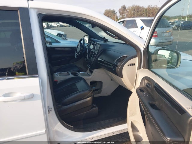 Dodge 2017 2017 2C4RDGCG2HR678473 Image 5