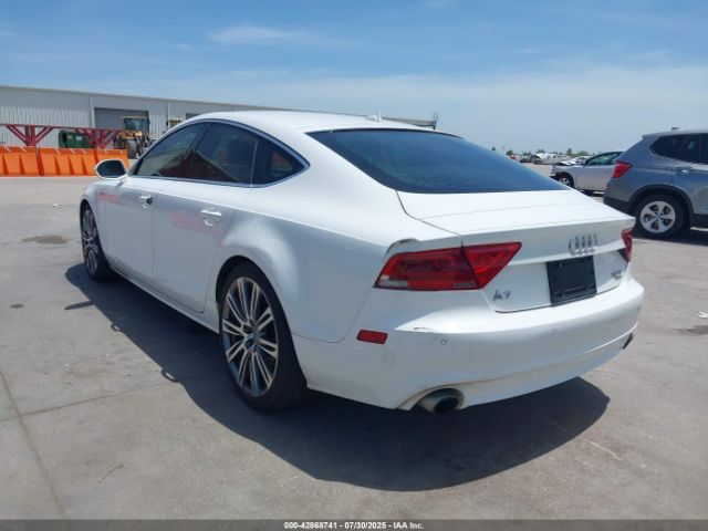 2012 AUDI A7 WAUSGAFC5CN029638 Photo 2