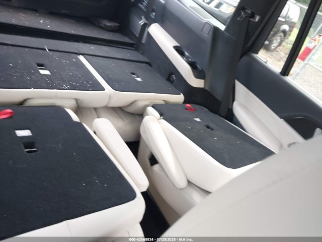 4JGFF8KE8SB362385 Mercedes-Benz m177