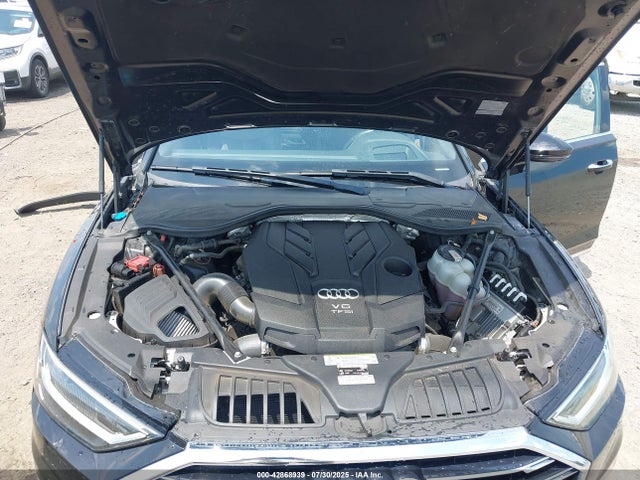 42868939 :رقم المزاد ، WAU8DAF80KN015191 vin ، 2019 Audi A8 L 55 مزاد بيع