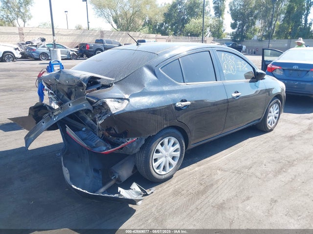 Nissan 2016 2016 3N1CN7AP6GL807769 Image 4