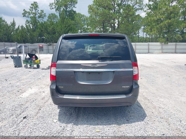 2C4RC1BG3GR205617 Chrysler Town and Country