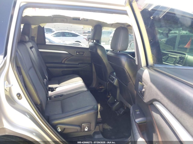 Toyota Highlander Le Plus V6 2015 5TDBKRFH9FS163594 Image 8