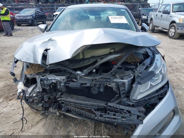 1HGCR2F40GA143495 Honda k24w1