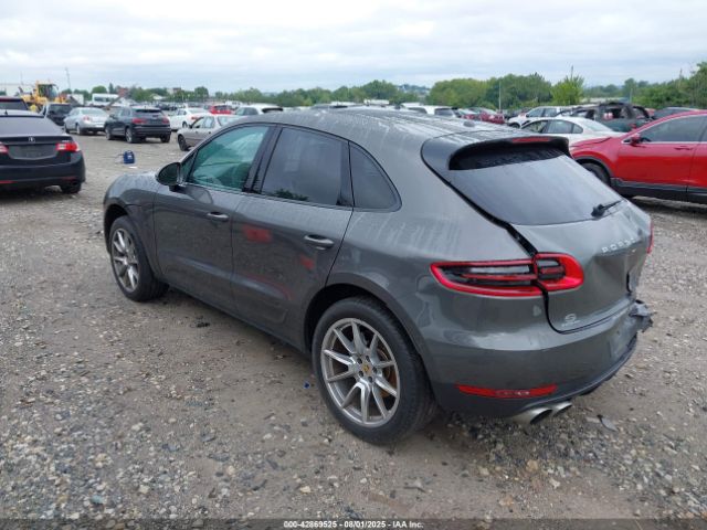 2016 PORSCHE MACAN WP1AB2A5XGLB58843 Photo 2