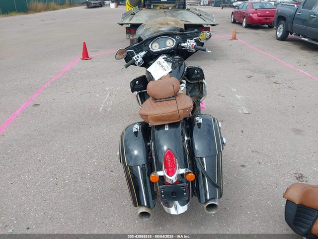 INDIAN MOTORCYCLE CO. 2016 2016 56KTRAAA3G3335143 Image 6