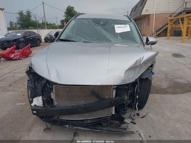 Продажа на аукционе авто 2023 Hyundai Tucson Sel, vin: 5NMJBCAE7PH217498, номер лота: 42869609
