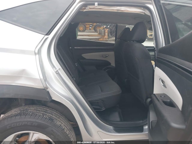 Продажа на аукционе авто 2023 Hyundai Tucson Sel, vin: 5NMJBCAE7PH217498, номер лота: 42869609