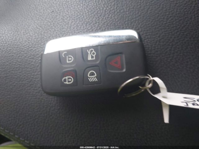 2016 JAGUAR XF SAJBK4BV1GCY22299 Photo 10