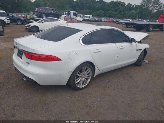 2016 JAGUAR XF SAJBK4BV1GCY22299 Photo 3