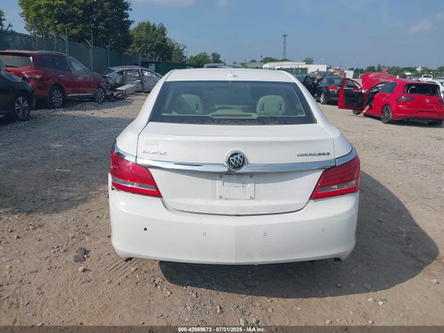 1G4GB5G35EF298454 Buick lfx