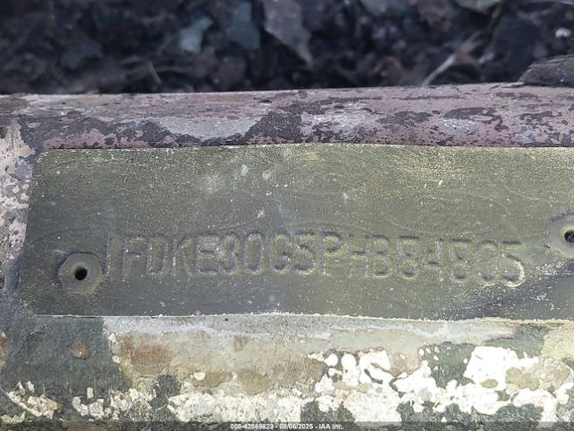 1994 FORD ECONOLINE 1FDKE30G5PHB84805 Photo 8