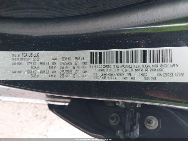 2019 RAM 1500 1C6RRFFG9KN732922 Photo 8