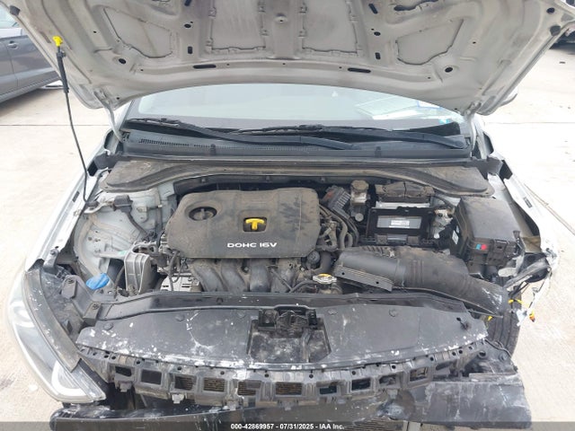 Hyundai 2017 2017 5NPD74LF8HH177477 Image 10